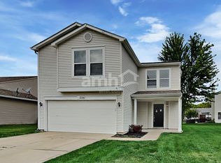 10382 Fairmont Ln, Indianapolis, IN