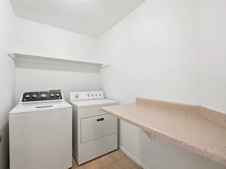 16664 E Prairie Wind Ave — Photo 27