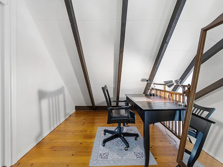 3 Foster Ave — Photo 17