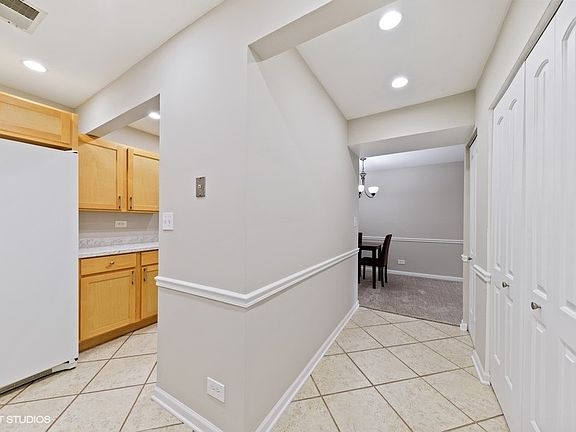 4th image of 7 Oak Creek Dr APT 3706