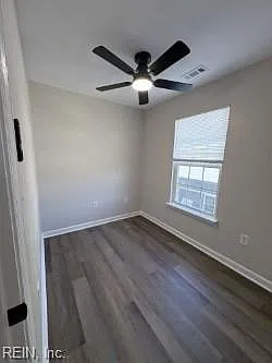 2049 Stonehurst St — Photo 20