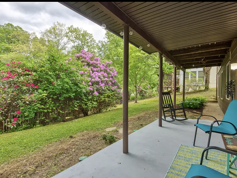 183 White Dogwood Ln — Photo 2