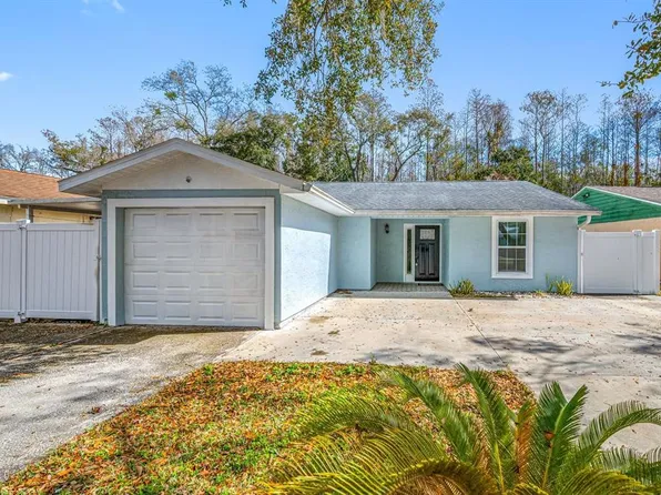 12413 Hidden Brook Dr #11, Tampa, FL 33624