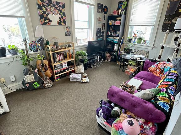 3rd image of 1709 E Park Pl APT 32