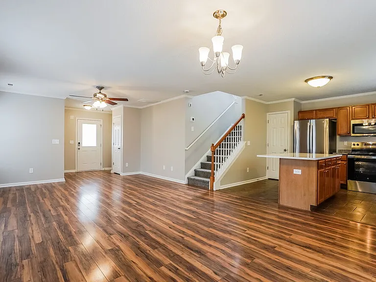 7133 Lowell Ridge Rd — Photo 5