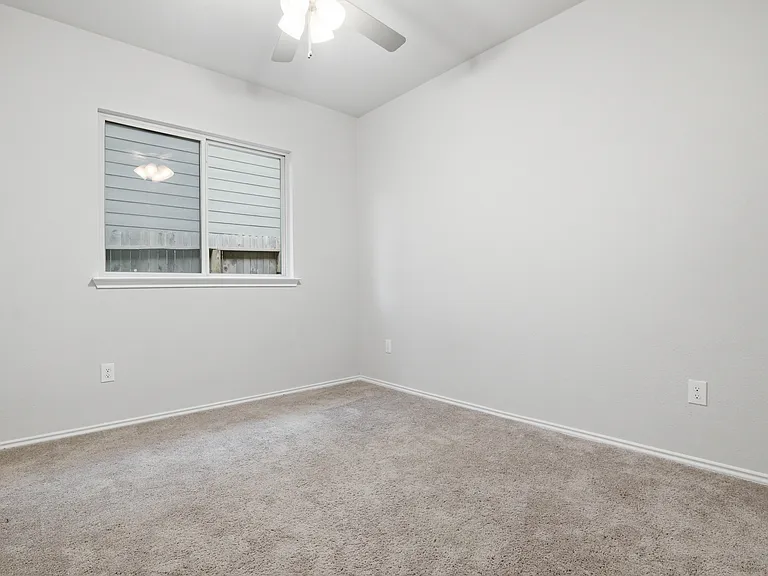 6230 Scooby Acres — Photo 16