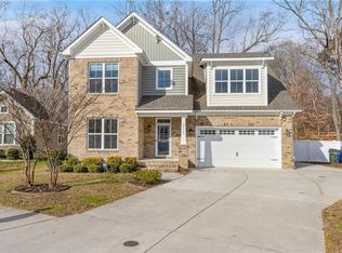 2716 River Watch Dr, Suffolk, VA 23434