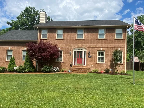 415 Ashley Ln, Kingston Springs, TN 37082