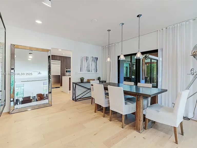 4353 Alton Rd — Photo 8