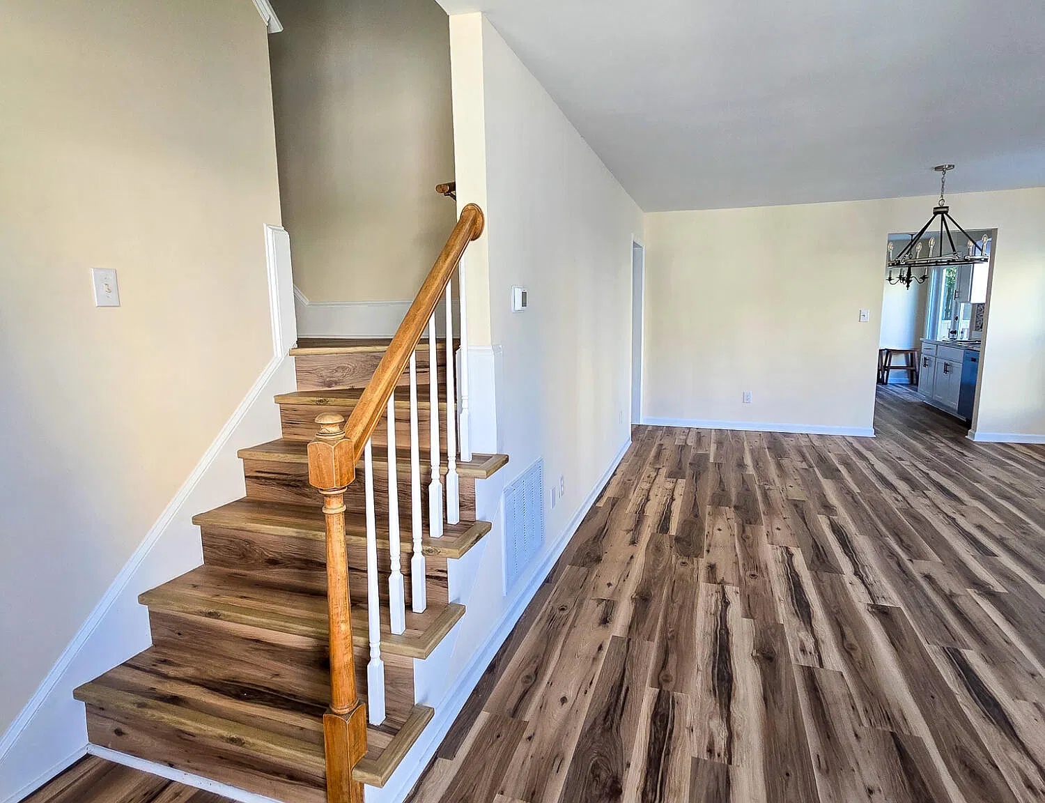 3 bed, 2.0 bath, $2,395 — Photo 4