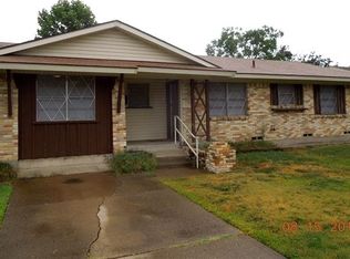 2318 Lagoon Dr, Mesquite, TX 75150