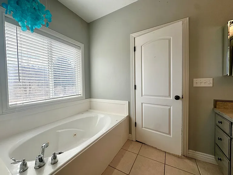 624 Centennial Loop — Photo 13