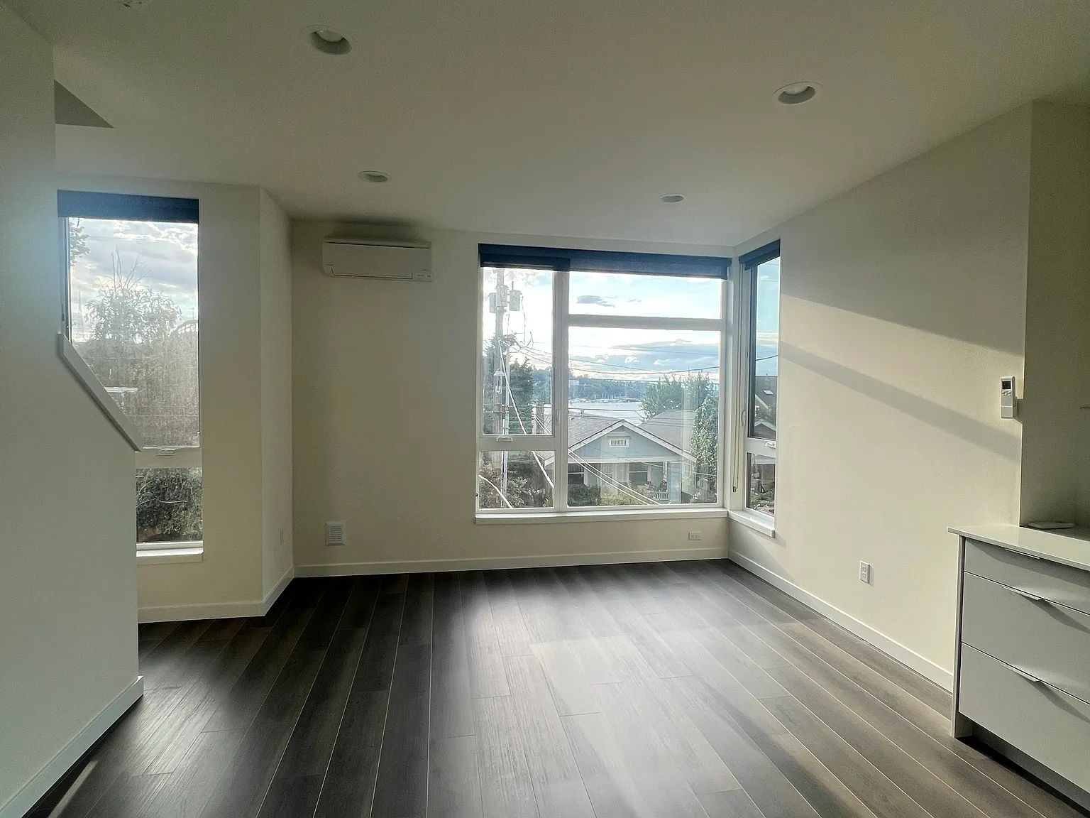 2 bed, 1235 sqft, $4,000 — Photo 3