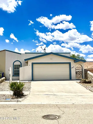 2215 King James Pl Photo 1