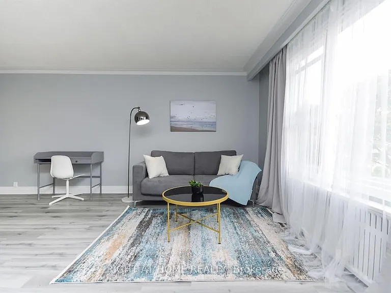 9 Donald Ave #2 — Photo 3
