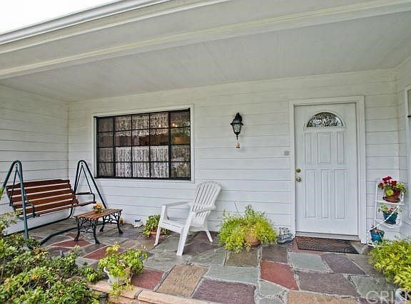 4th image of 9715 Columbus Ave