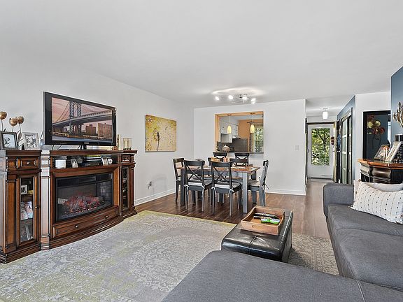 3rd image of 6161 W Higgins Ave APT 203