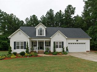 256 Falls Dr, Clayton, NC 27527