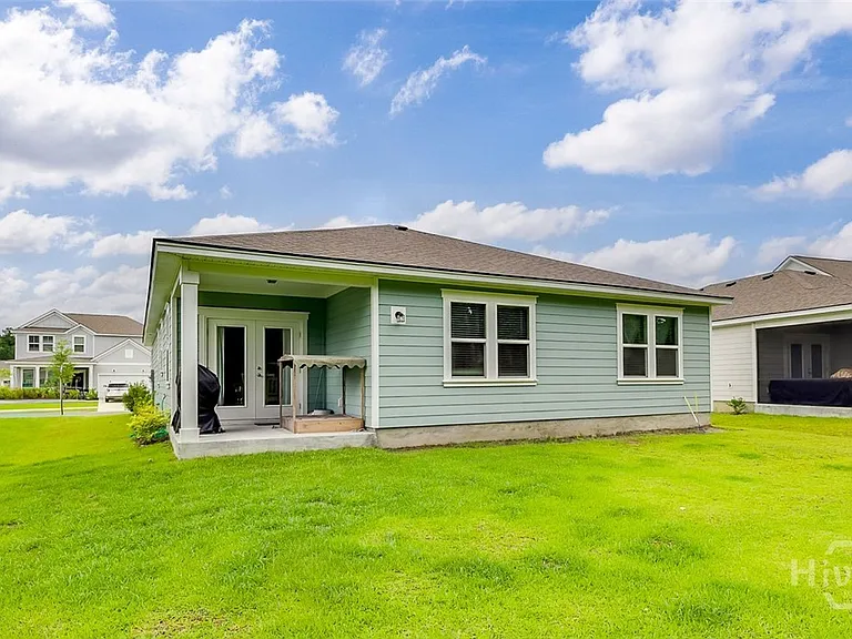 64 Shade Tree Dr — Photo 32