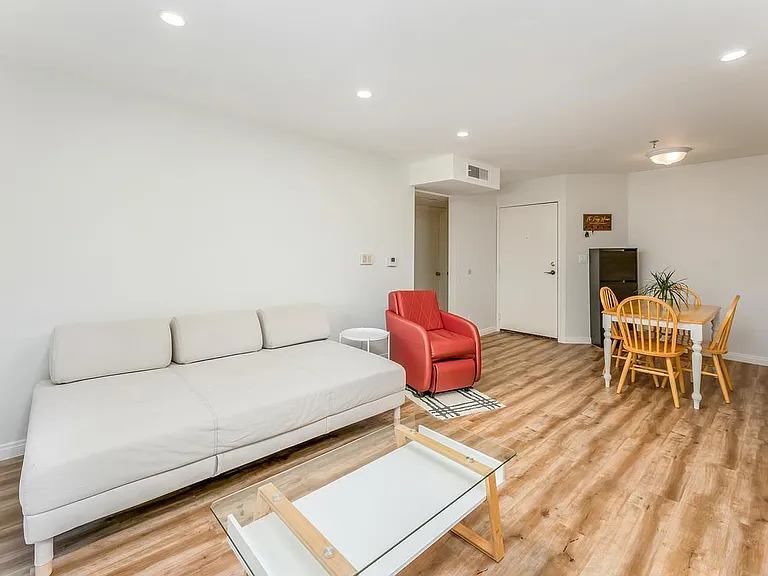 64 N Mar Vista Ave #230 — Photo 6