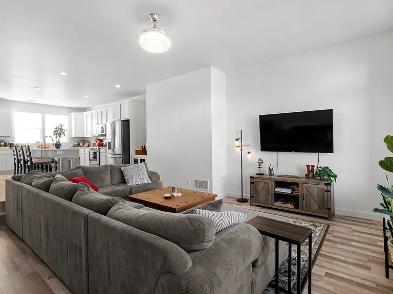 10781 S Porcini Dr — Photo 11