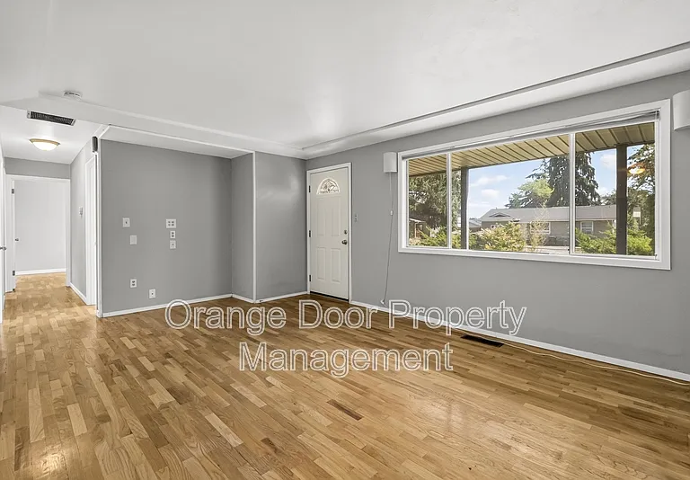 1611 Wheeler St S #1 — Photo 10