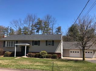 720 Park Ave, Shavertown, PA 18708