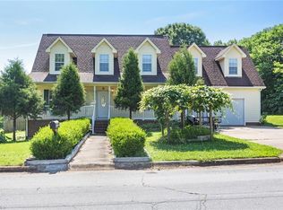 107 N 5th Ave, Mayodan, NC 27027