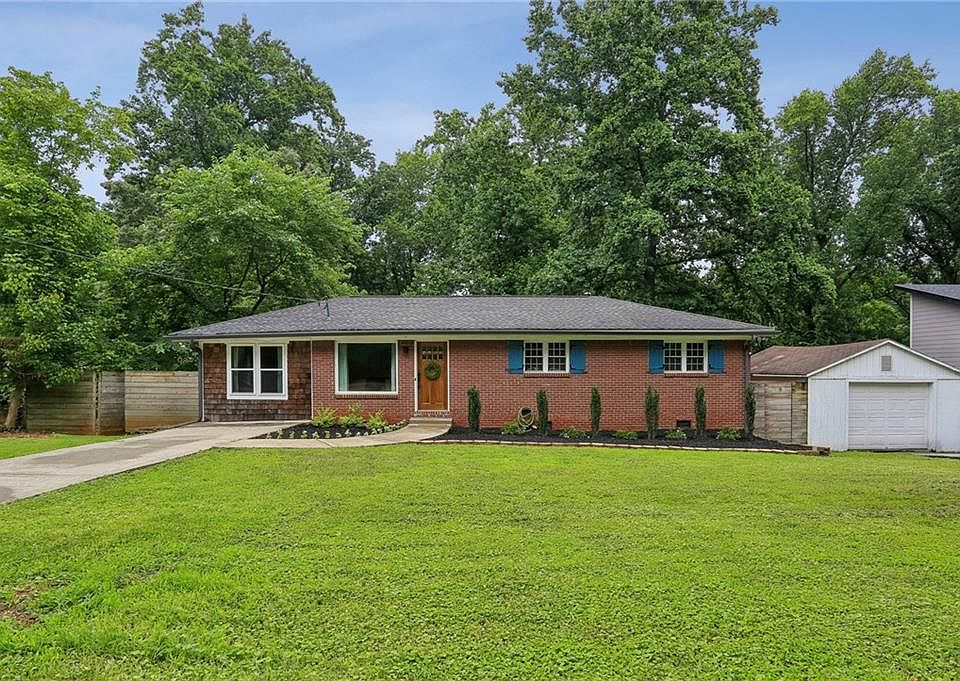 1st image of 2188 Stockbridge Dr