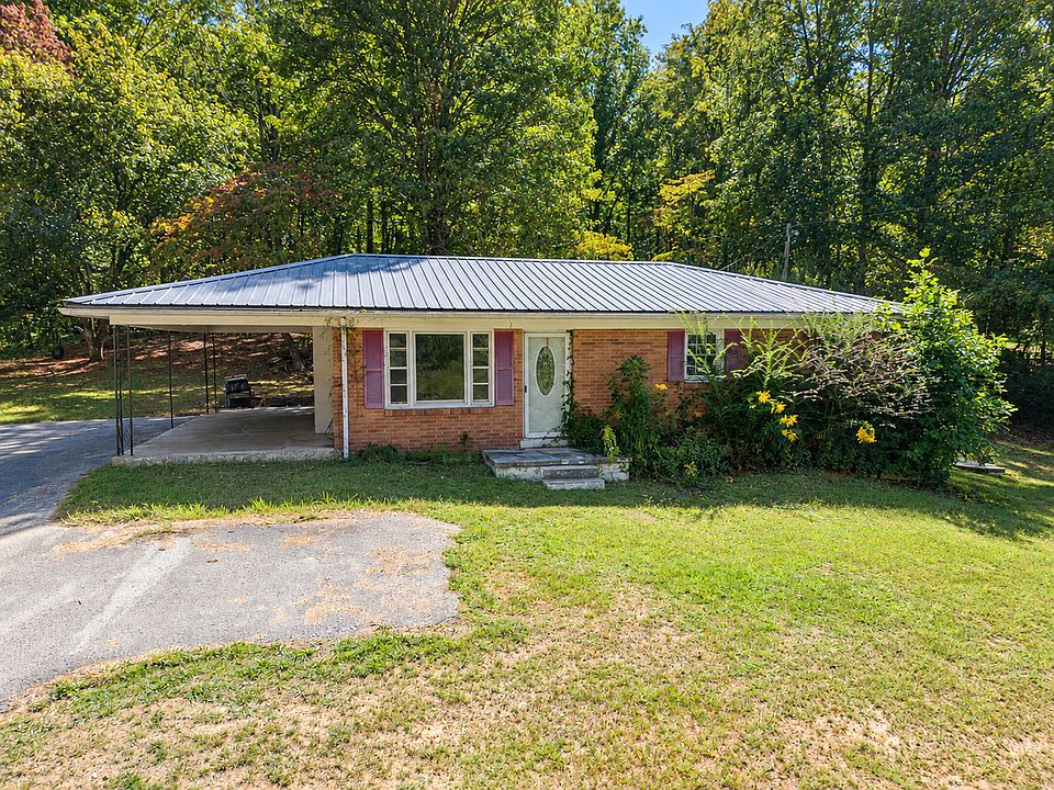 1st image of 165 Valley Rd