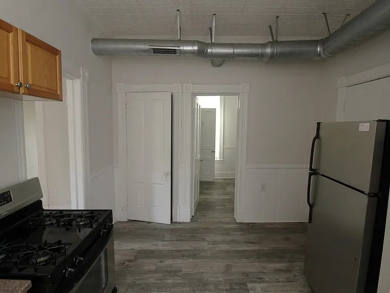 1362 N Bosworth Ave #3C — Photo 3