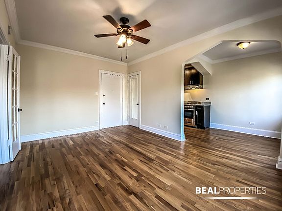 3rd image of 4737 N Hermitage Ave APT 206