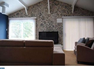 21 Woodland Ave, Clementon, NJ 08021