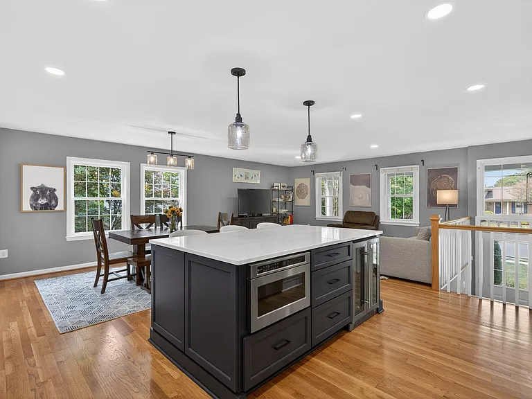 9810 Meadow Valley Dr — Photo 20