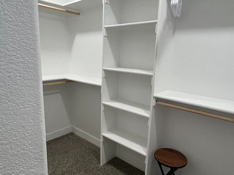 1408 E Carson Rd — Photo 16