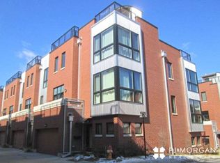 1210 Marcy Plz, Omaha, NE 68108