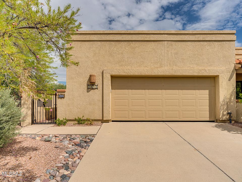 1st image of 1035 E Camino Diestro