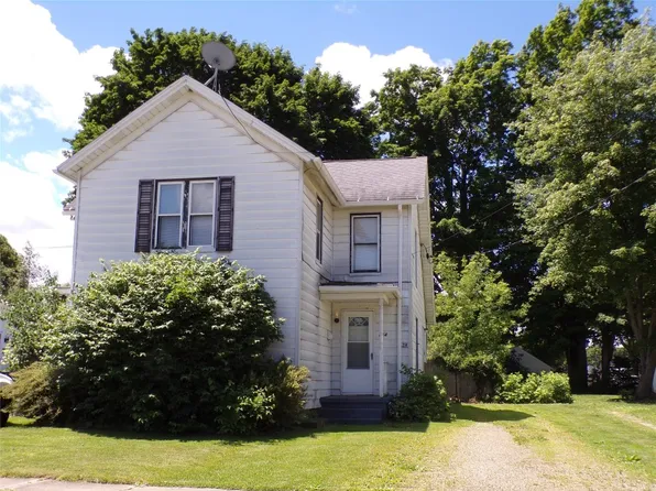 212 Olin Ave, Girard, PA 16417