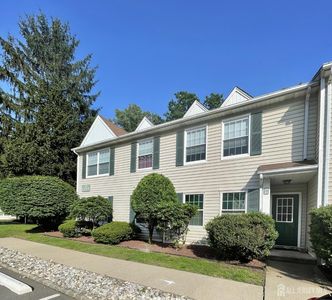 23 Hanover Sq, Middlesex, NJ, 08846