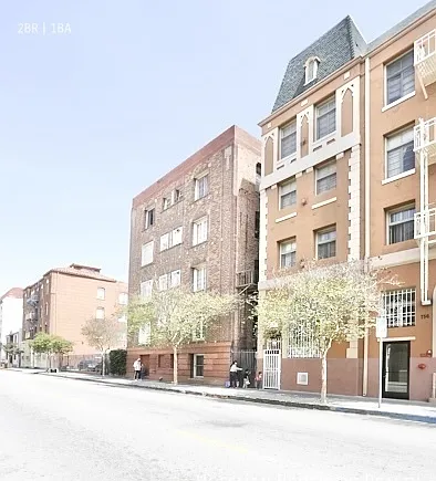 752 S Mariposa Ave #204 — Photo 9