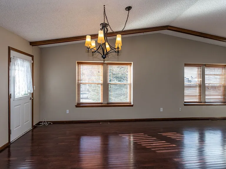 7673 Safari Cir — Photo 7