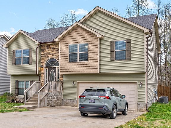 3rd image of 1380 Freedom Dr