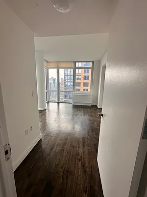 Rented by Lalezarian Properties | media 18