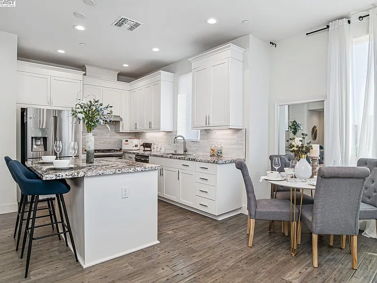 256 Element Rd — Photo 5