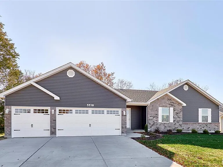 5538 Autumn Trace Pkwy — Photo 1