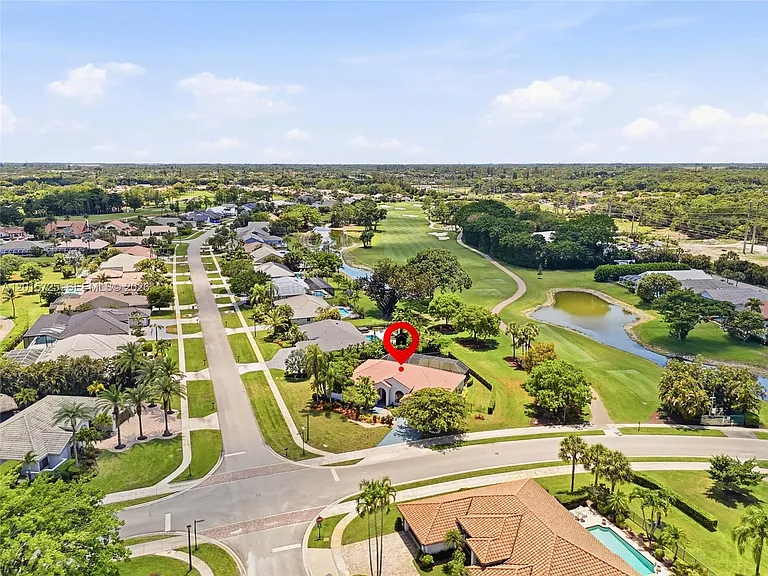 11008 Boca Woods Ln — Photo 54