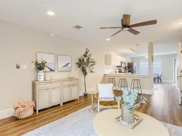1101 Grove Blvd APT 306, Austin, TX 78741