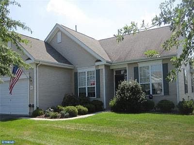 1st image of 21 Ellington Dr