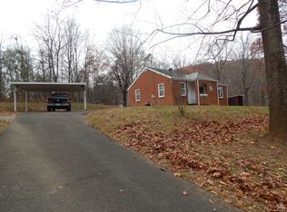 1385 Shady Run Rd, Vinton, VA 24179