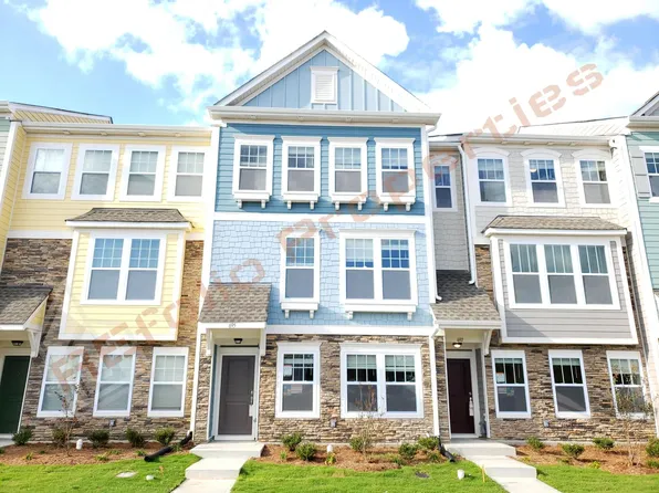 695 Grand Central Sta, Apex, NC 27502
